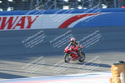 media/Nov-26-2022-Fastrack Riders (Sat) [[b001e85eef]]/Level 1/Session 1 Front Straight/